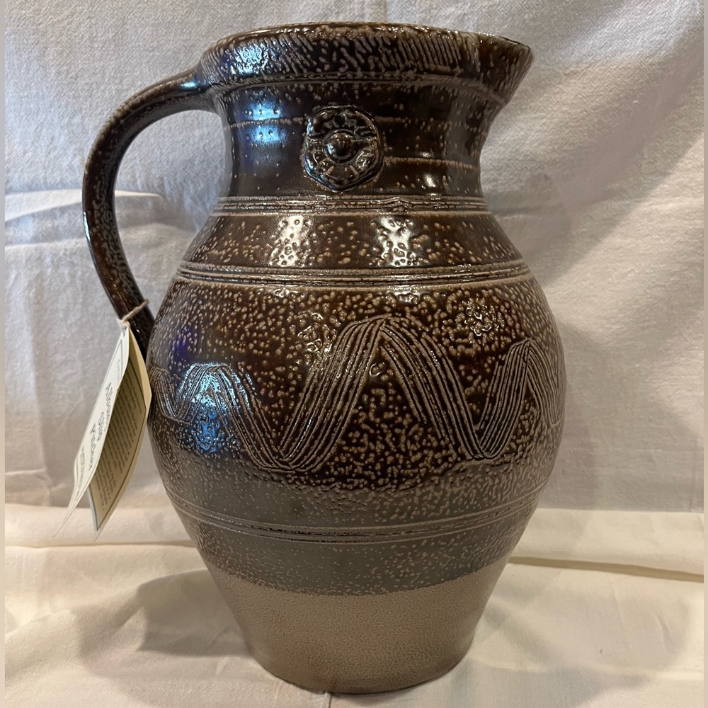 Vintage 2002 Rowe Pottery**Limited Edition**Albany
Slip** Pitcher with TAG